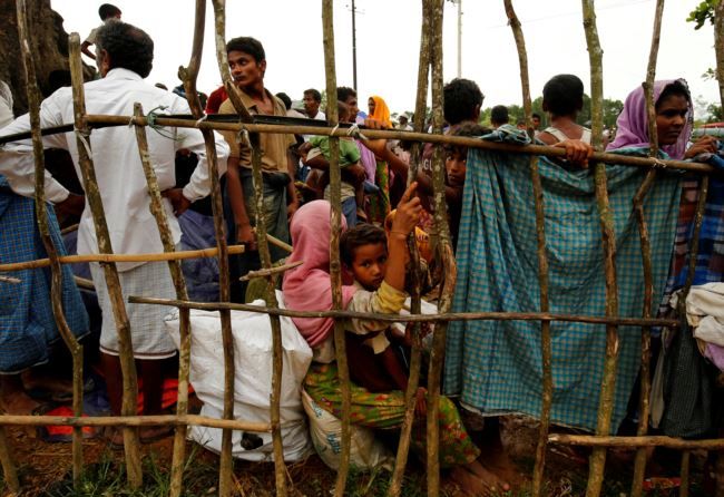 За 10 дней 270 тысяч мусульман сбежали из Мьянмы, - ООН