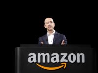 За один час основатель и глава Amazon Джефф Безос потерял $3 млрд