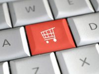 «Закон Яровой» в России вызовет уменьшение покупок в интернет-магазинах на 40%